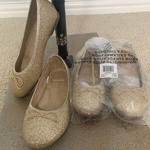 Kohl's Sparkling Gold Flats